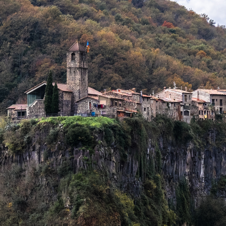 RentPretel Castell Follit desde Calonge y Sant Antoni Girona